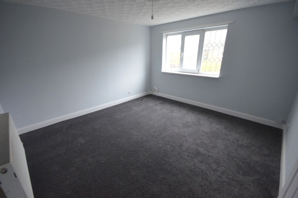 Additional image 3 of 3 bed terraced house to rentSaltergate, Grimsby DN37