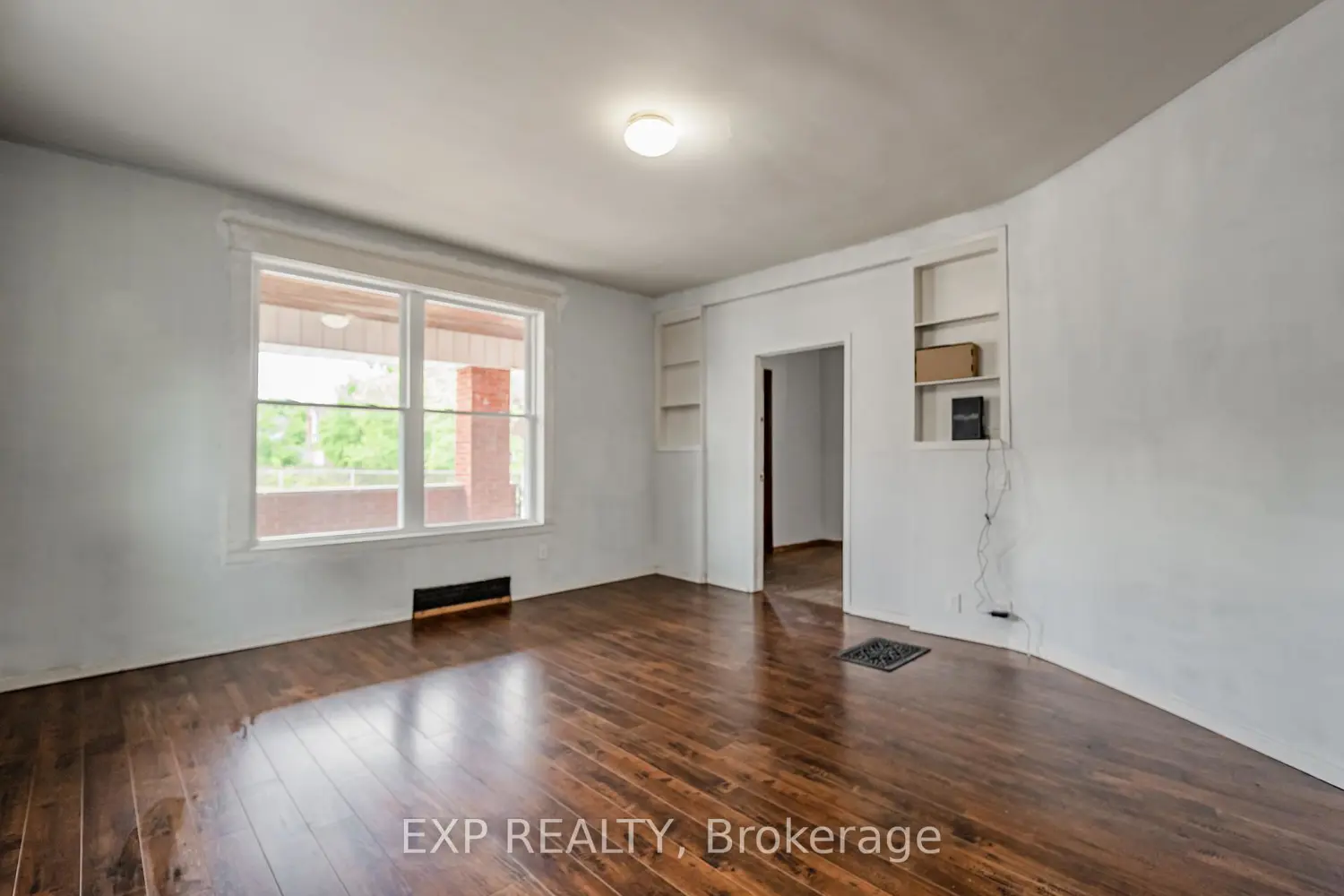 Additional image 5 of 4865 Armoury Street