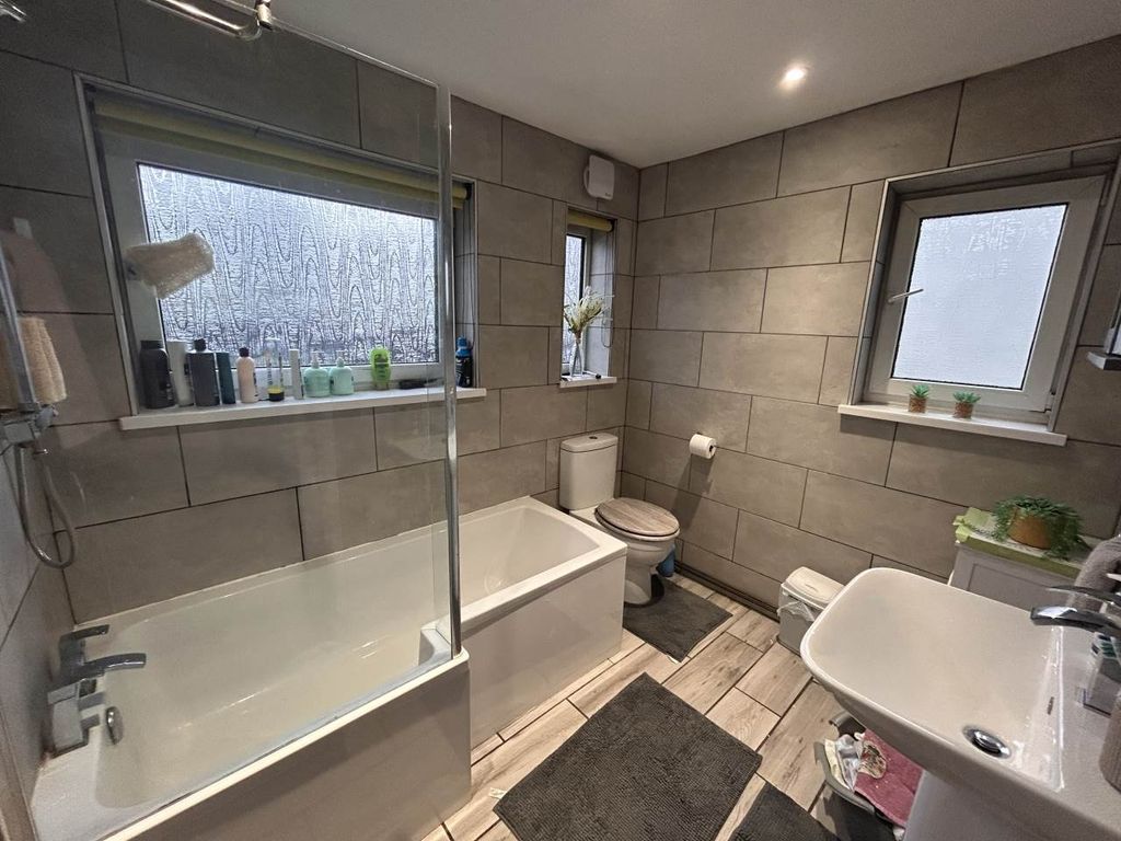 Additional image 5 of 3 bed terraced house to rentSchool Road, Neath SA11