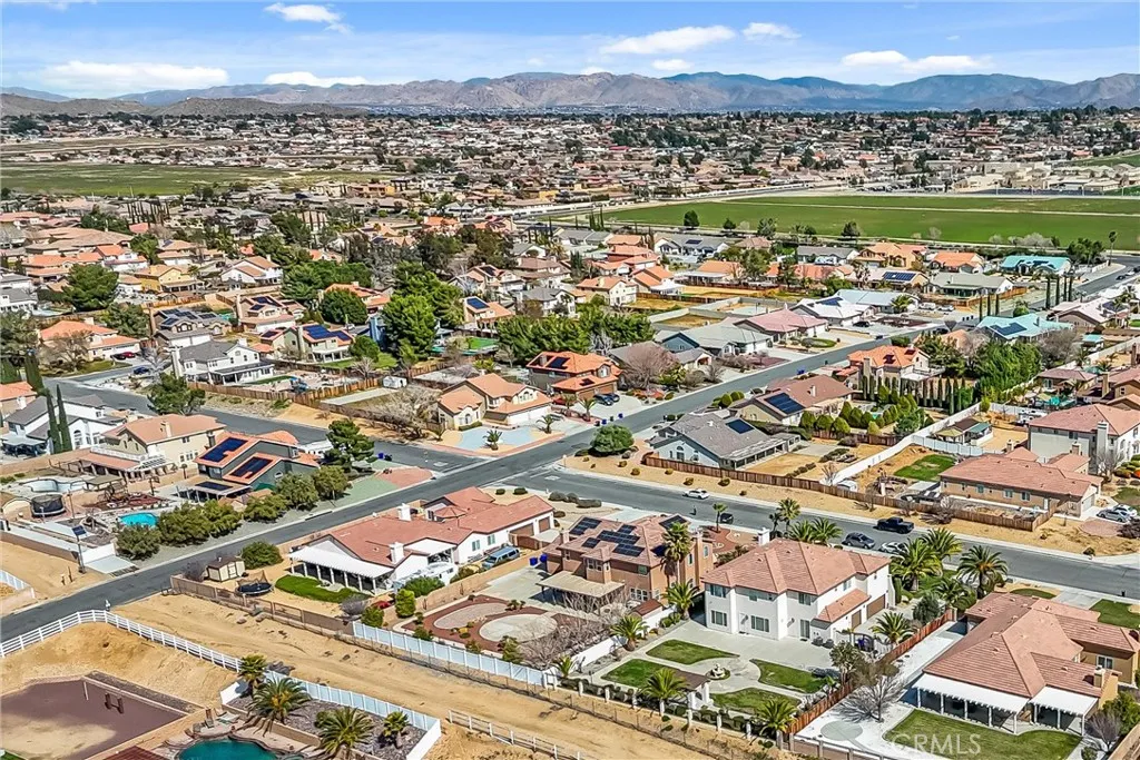 Additional image 93 of 12690 Mar Vista Dr, Apple Valley, CA 92308