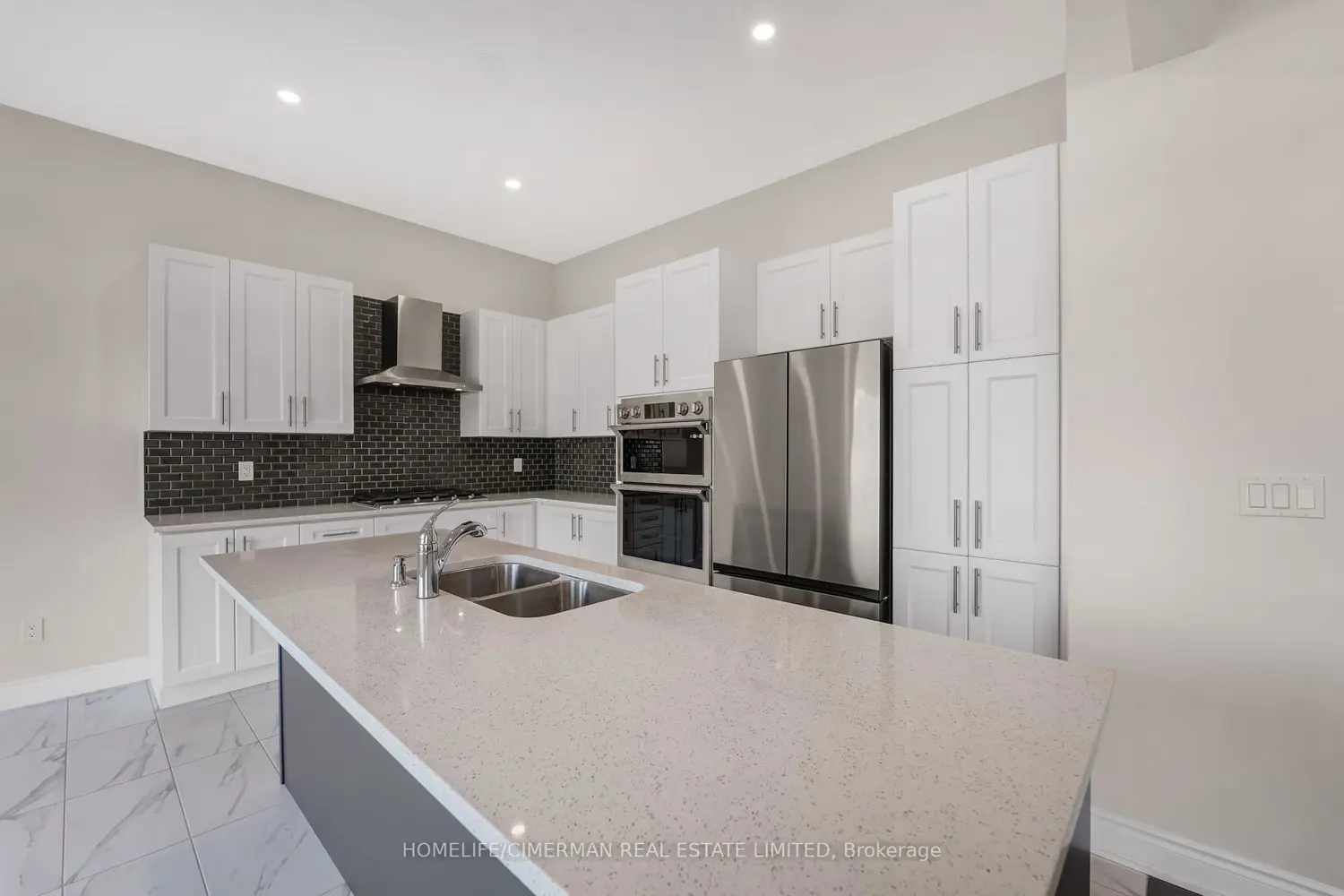 Additional image 4 of 99 Black Walnut Court