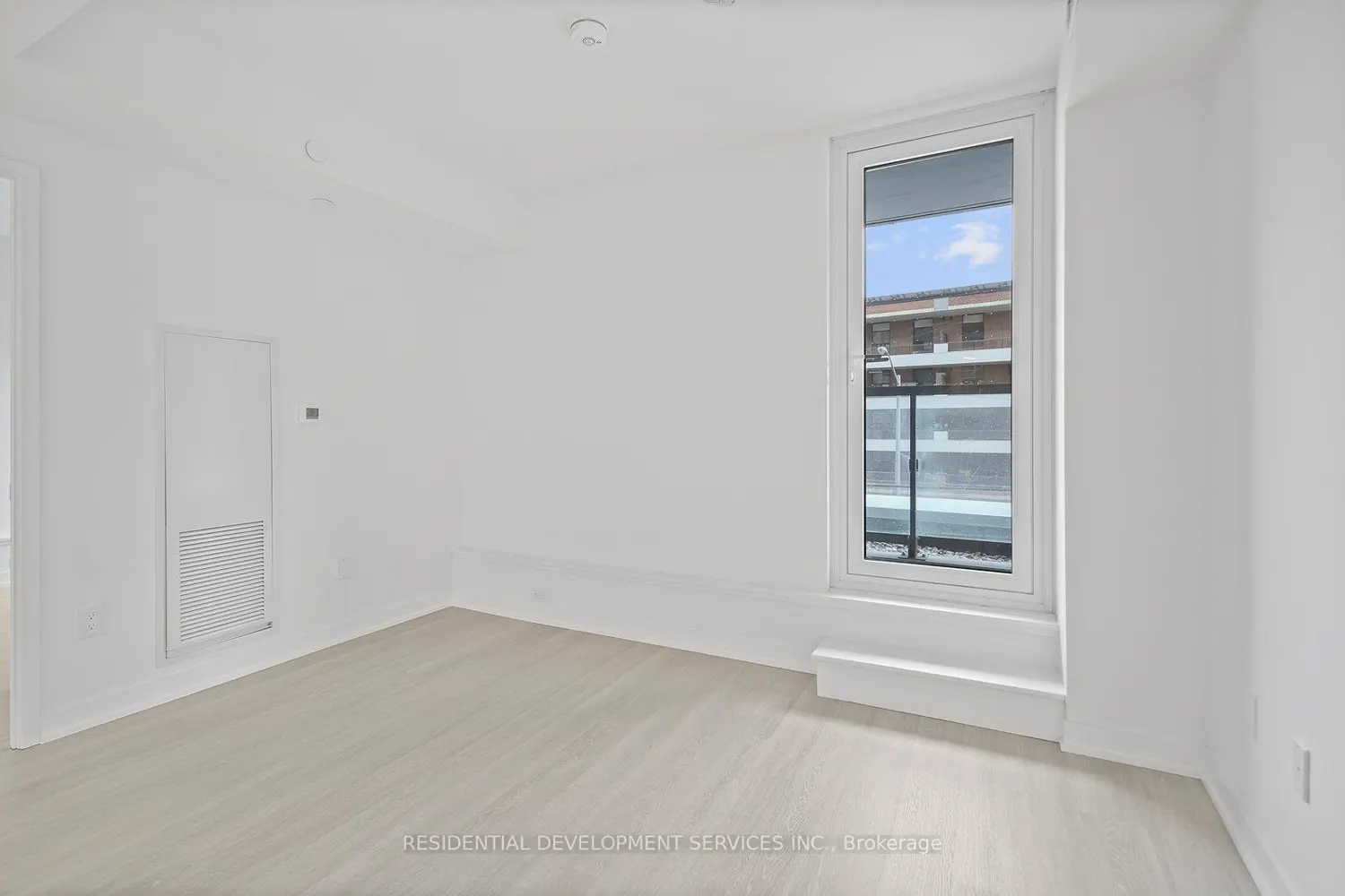Additional image 10 of 500 Wilson Avenue 303