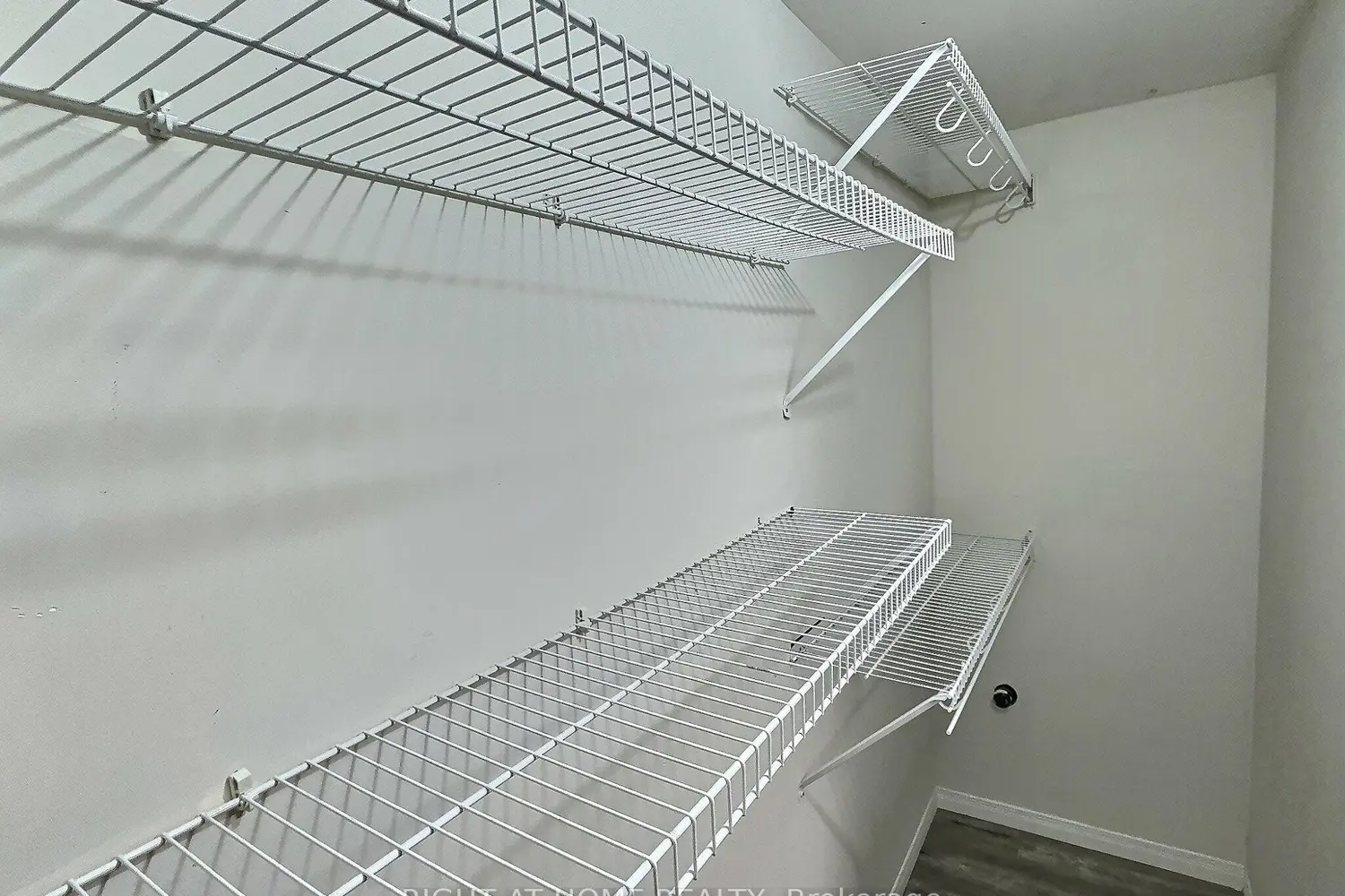 Additional image 14 of 385 Havendale Crescent