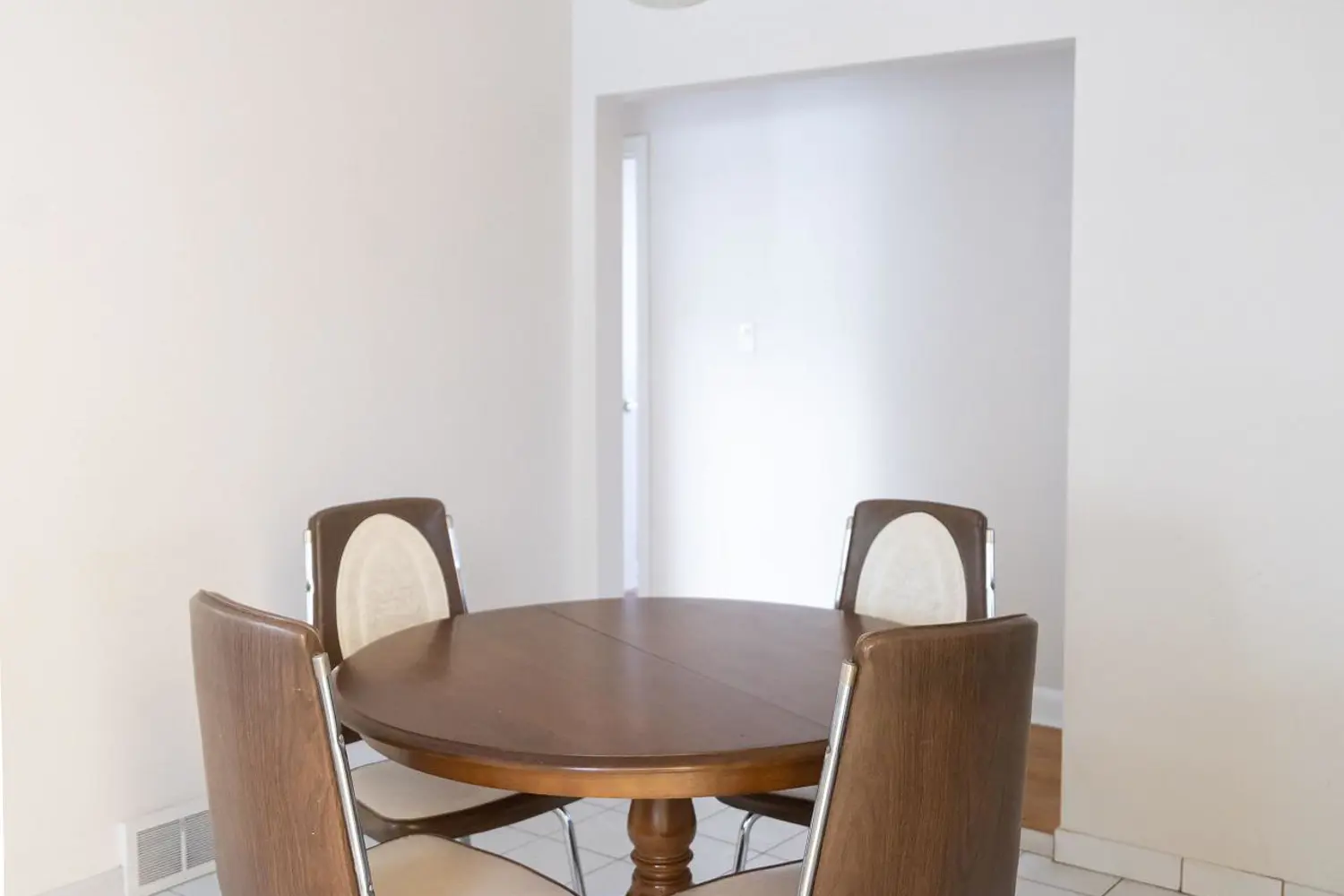 Additional image 4 of 5905 Valley Way