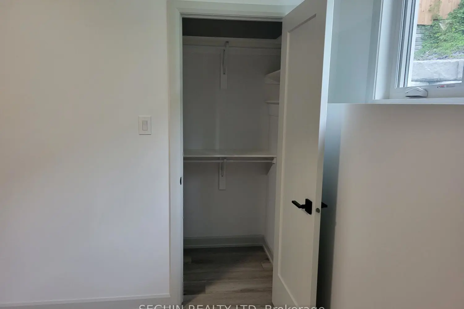 Additional image 16 of 808-810 Powers Street