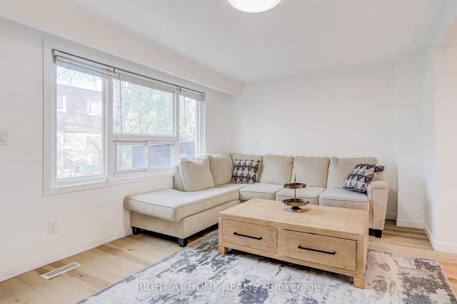 Additional image 6 of 37 The Carriage Way 37