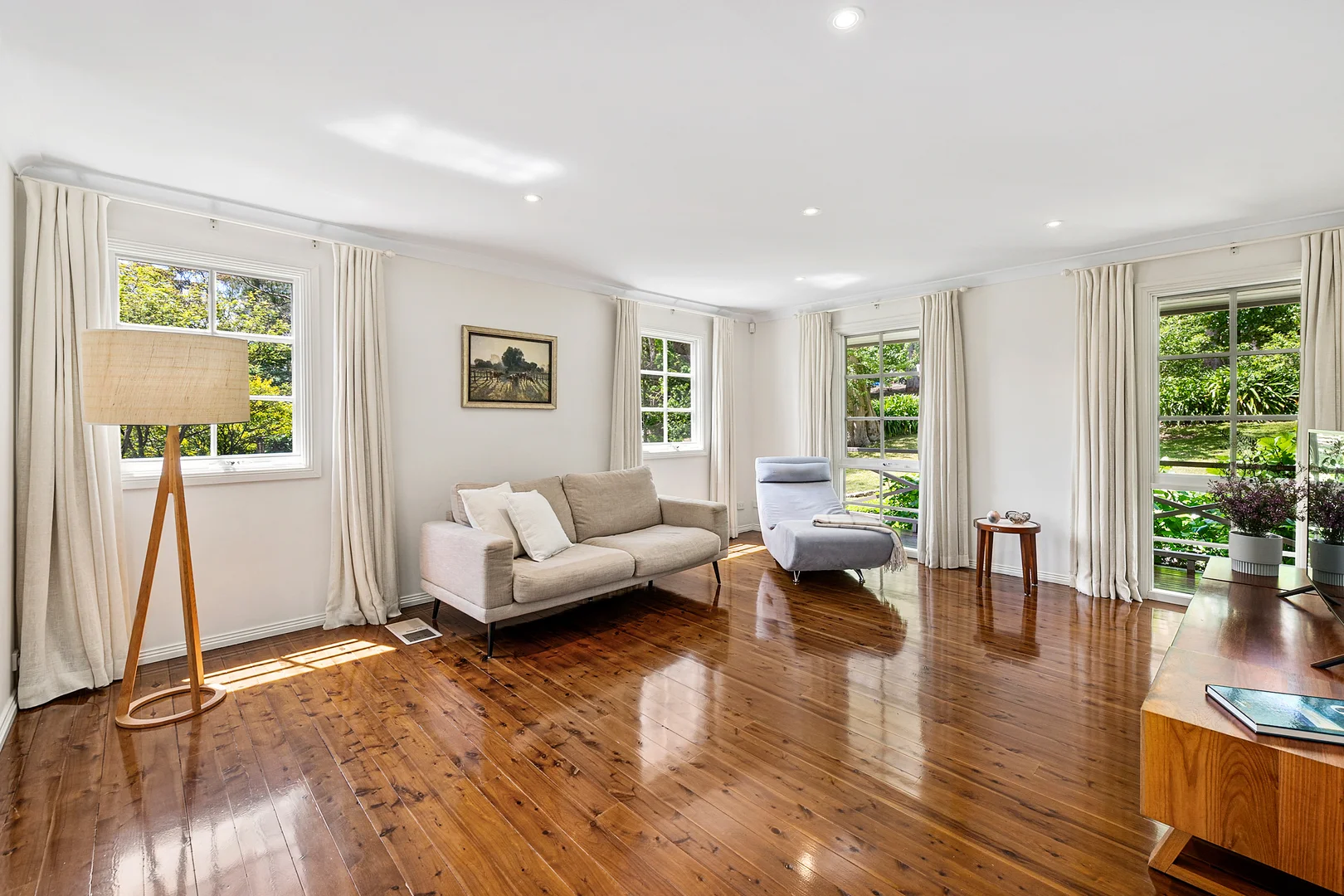 Additional image 10 of 215 Oxley Drive, Mittagong NSW 2575