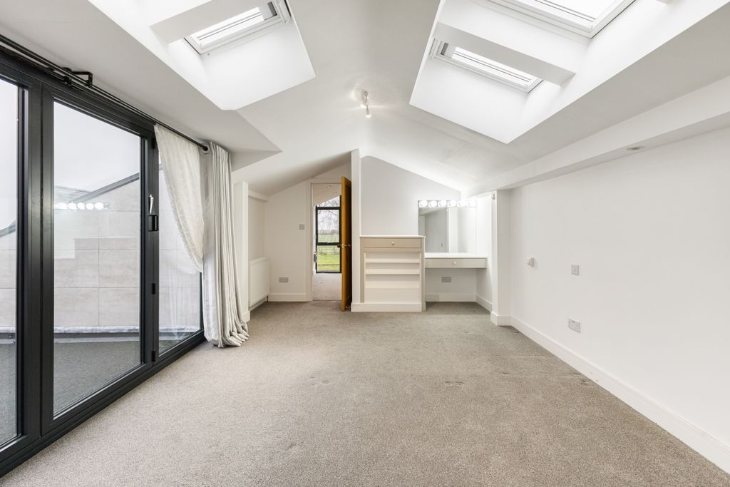 Additional image 20 of 5 bed flat to rentGrove, Wantage OX12