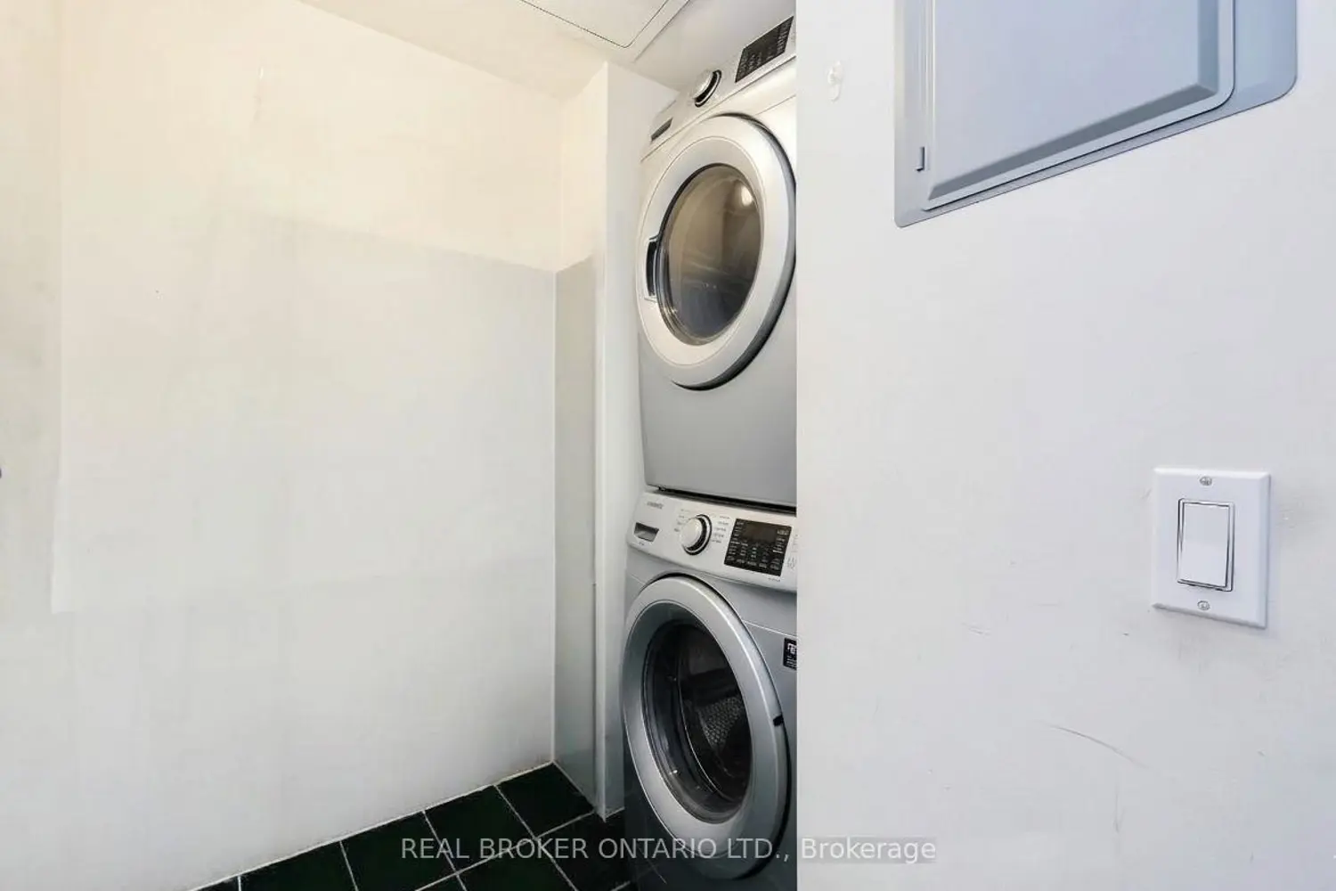 Additional image 4 of 1720 Eglinton Avenue 601