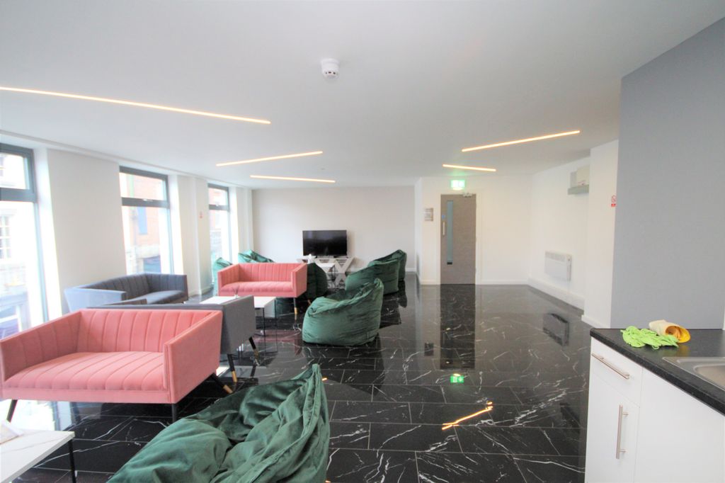 Additional image 5 of 2 bed flat to rentBuckingham House, Glovers Court, Preston, Lancashire PR1