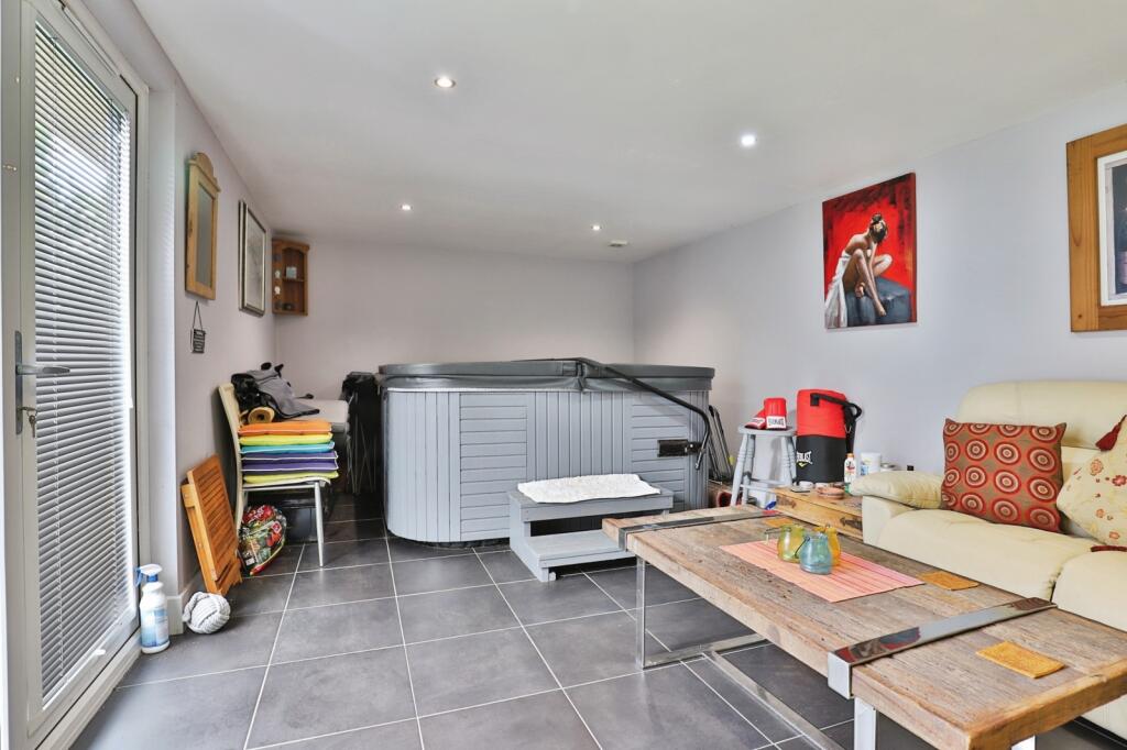 Additional image 14 of Howeth Road, Bournemouth, Dorset, BH10