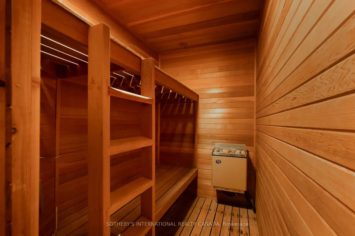 Additional image 12 of 18 Gloucester Lane