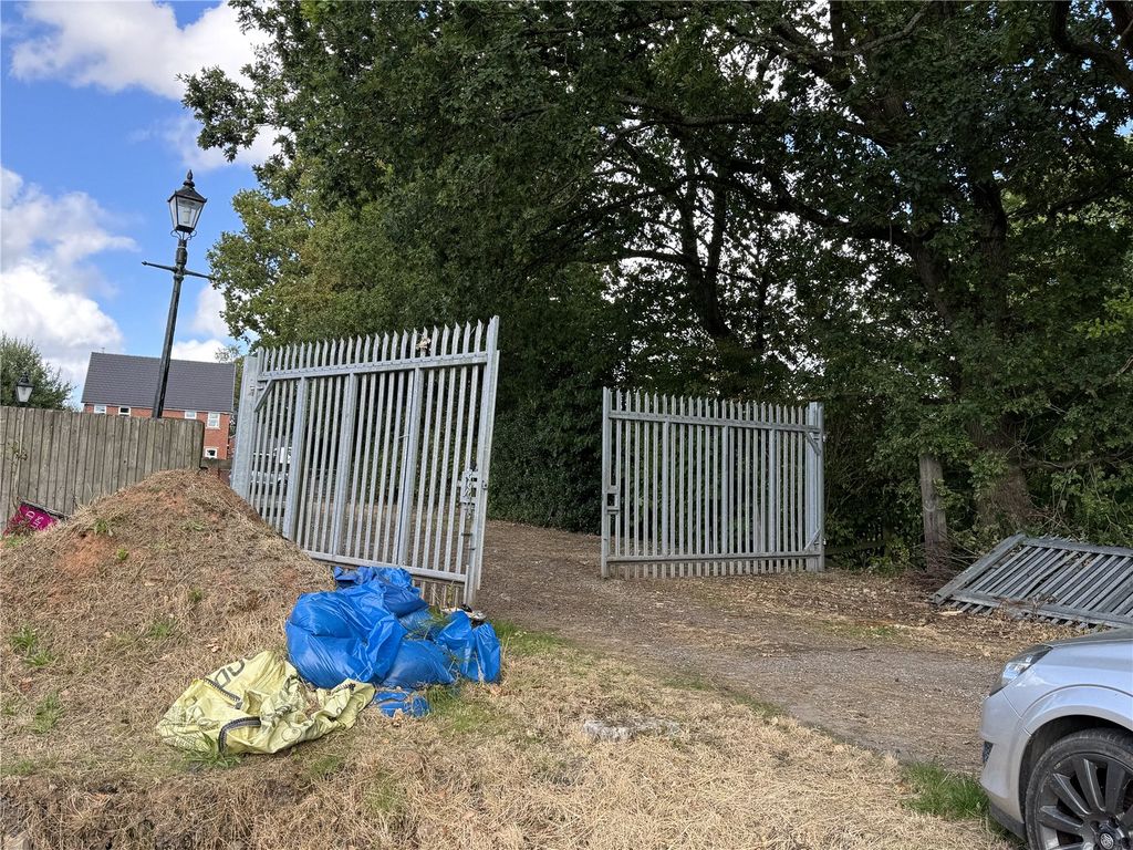 Additional image 2 of Land to rentRawlinson Lane, Heath Charnock, Chorley, Lancashire PR7