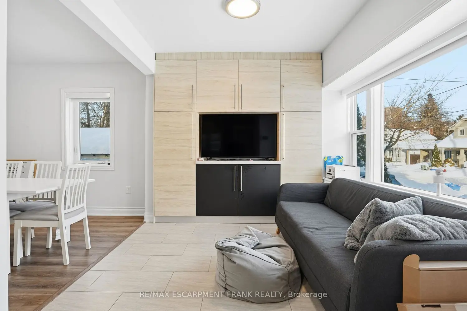 Additional image 8 of 50 Broadway Avenue