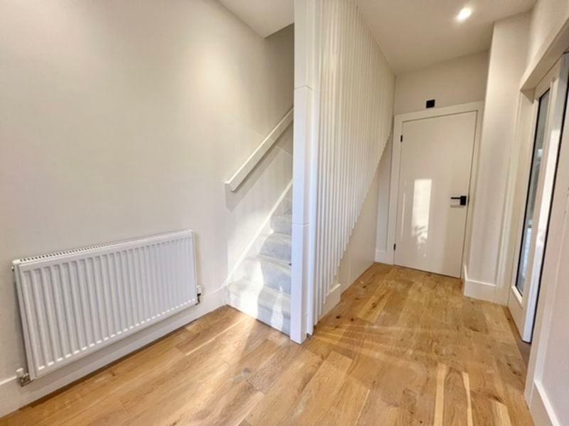 Additional image 6 of 4 bed semi-detached house to rentThe Curve, Welholme Avenue, Grimsby DN32