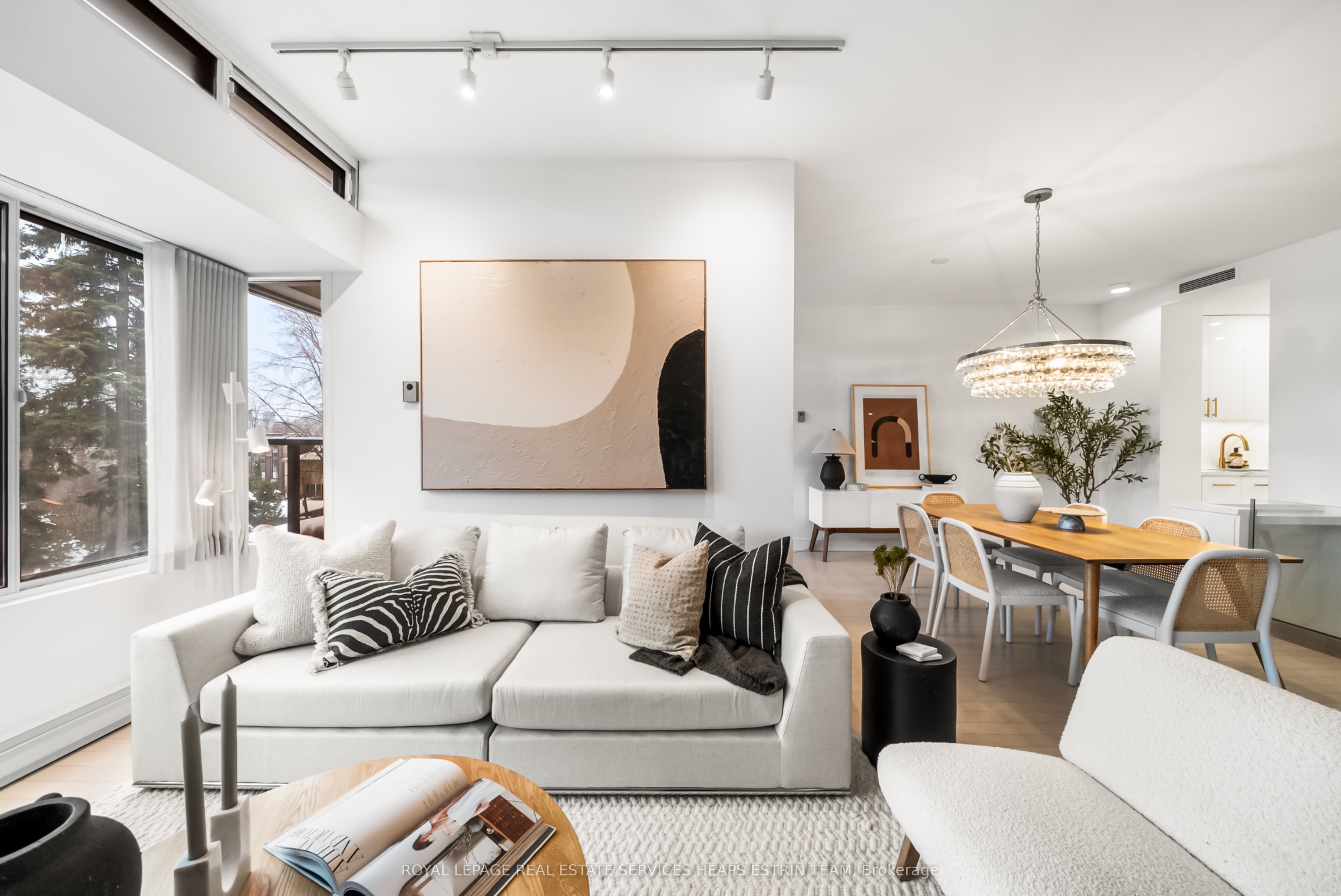 337-40 Oaklands Avenue, Toronto, ON, M4V 2Z3