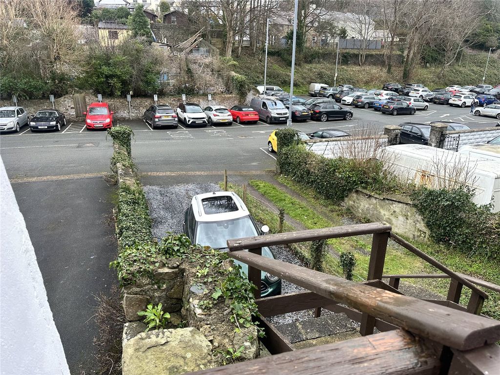 Additional image 8 of 1 bed flat to rentDark Street, Haverfordwest, Pembrokeshire SA61