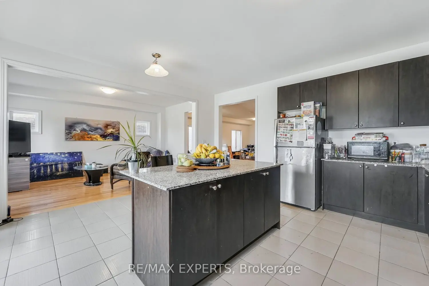 Additional image 5 of 360 Russell Street