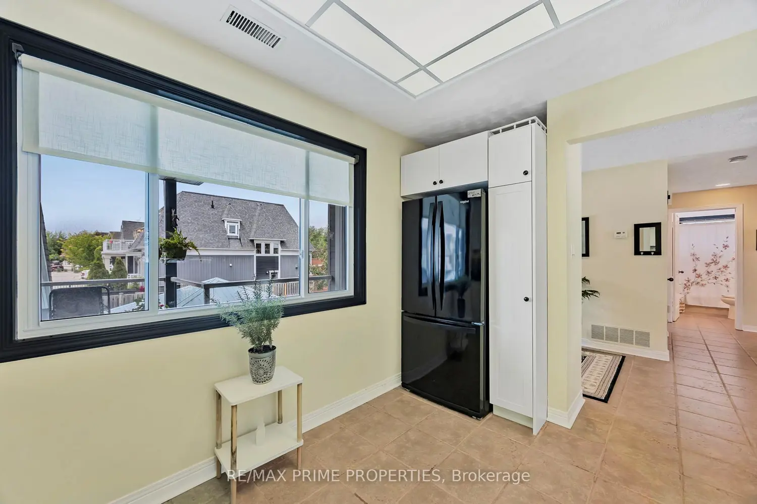 Additional image 9 of 585 Atherley Road 201