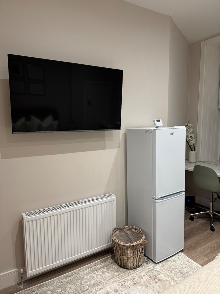 Additional image 10 of Studio Flat, Aberfeldy St, G31, N1 7GU