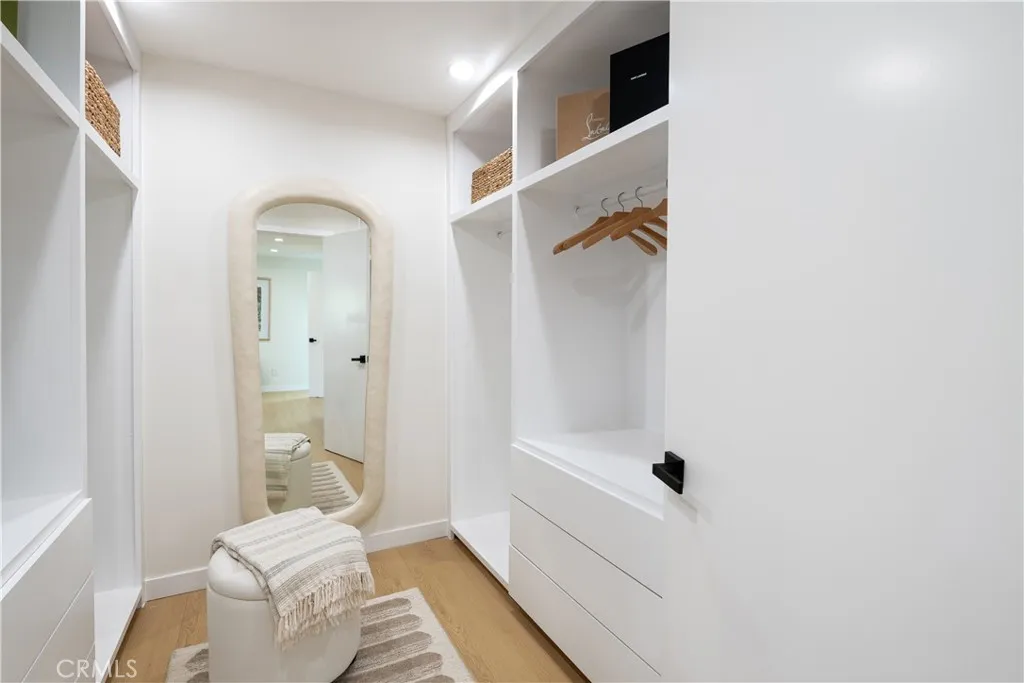 Additional image 113 of 17469 Bullock Street, Encino, CA 91316