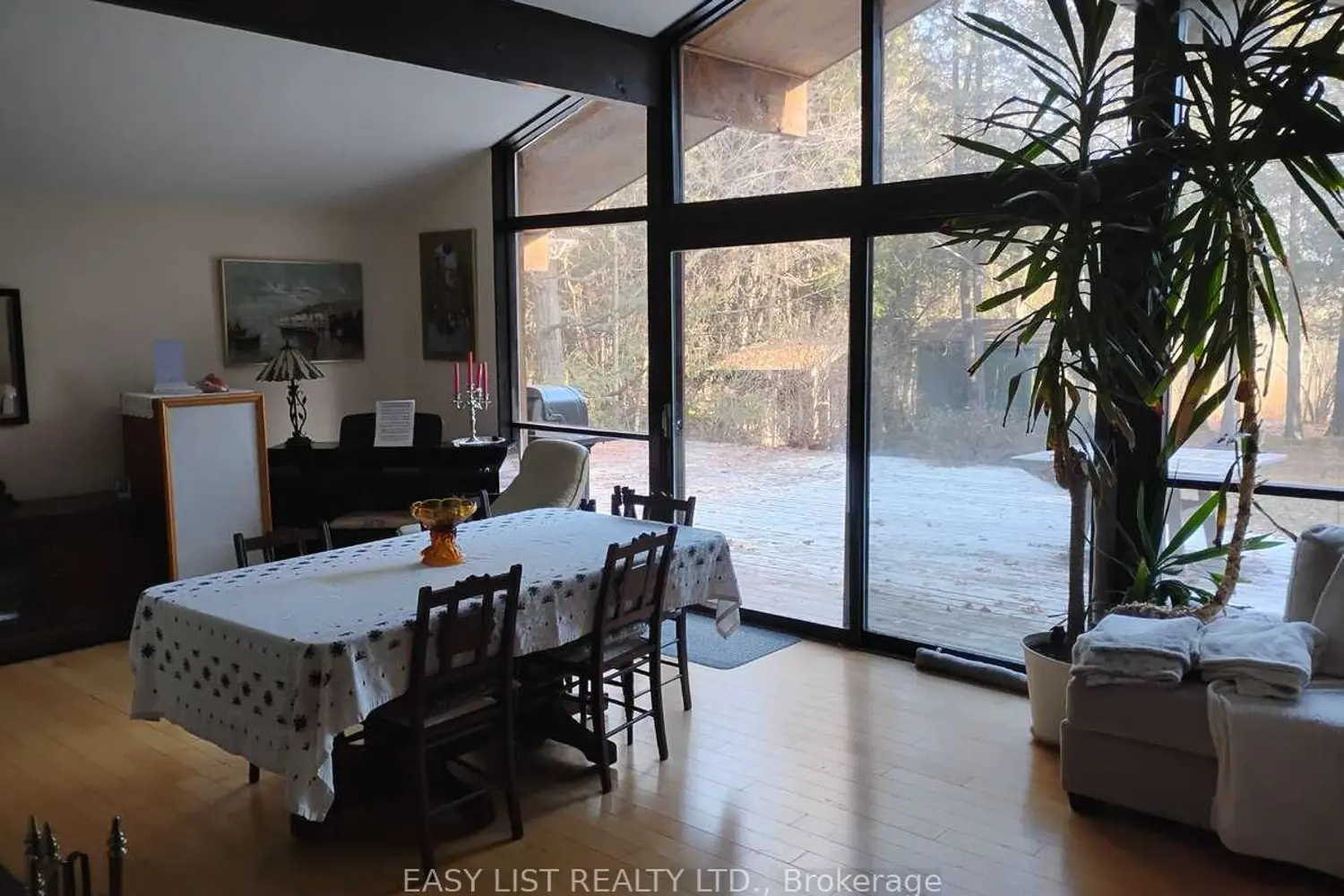 Additional image 5 of 571 Rideau River Road