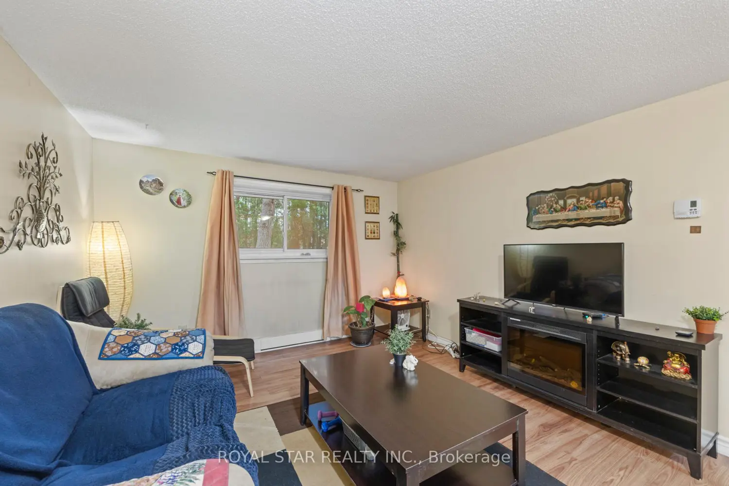 Additional image 10 of 580 Armstrong Road 114