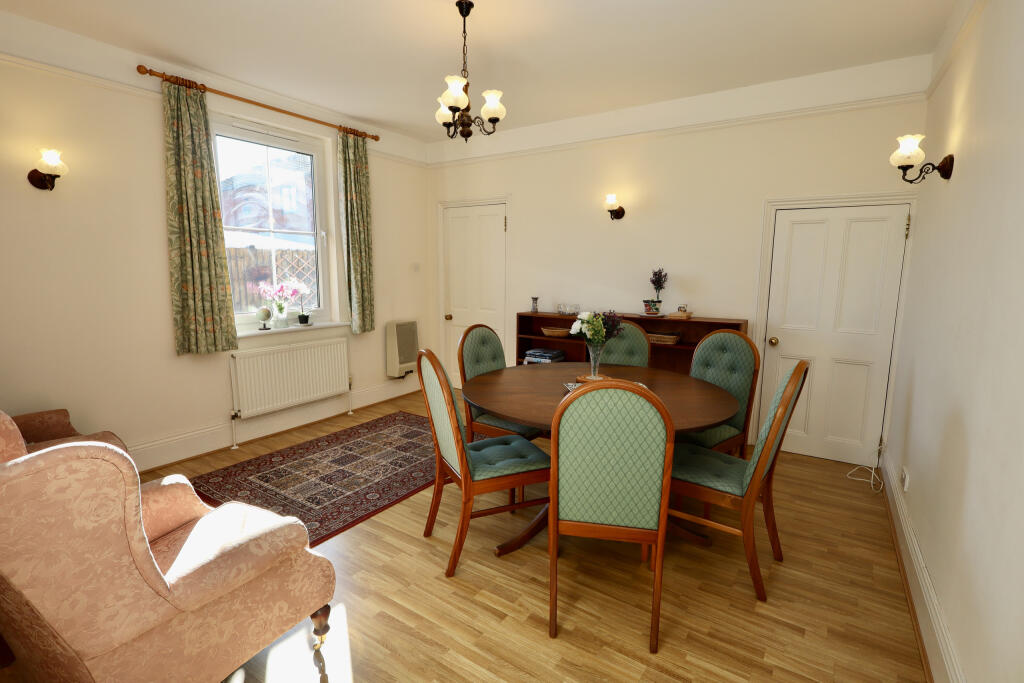 Additional image 4 of Central Wells