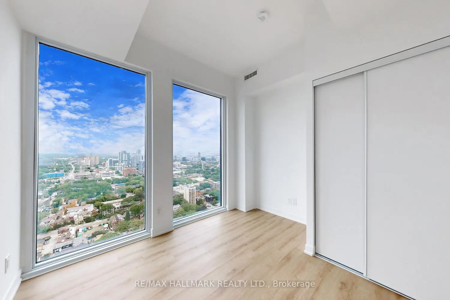 Additional image 8 of 319 Jarvis Street 3515