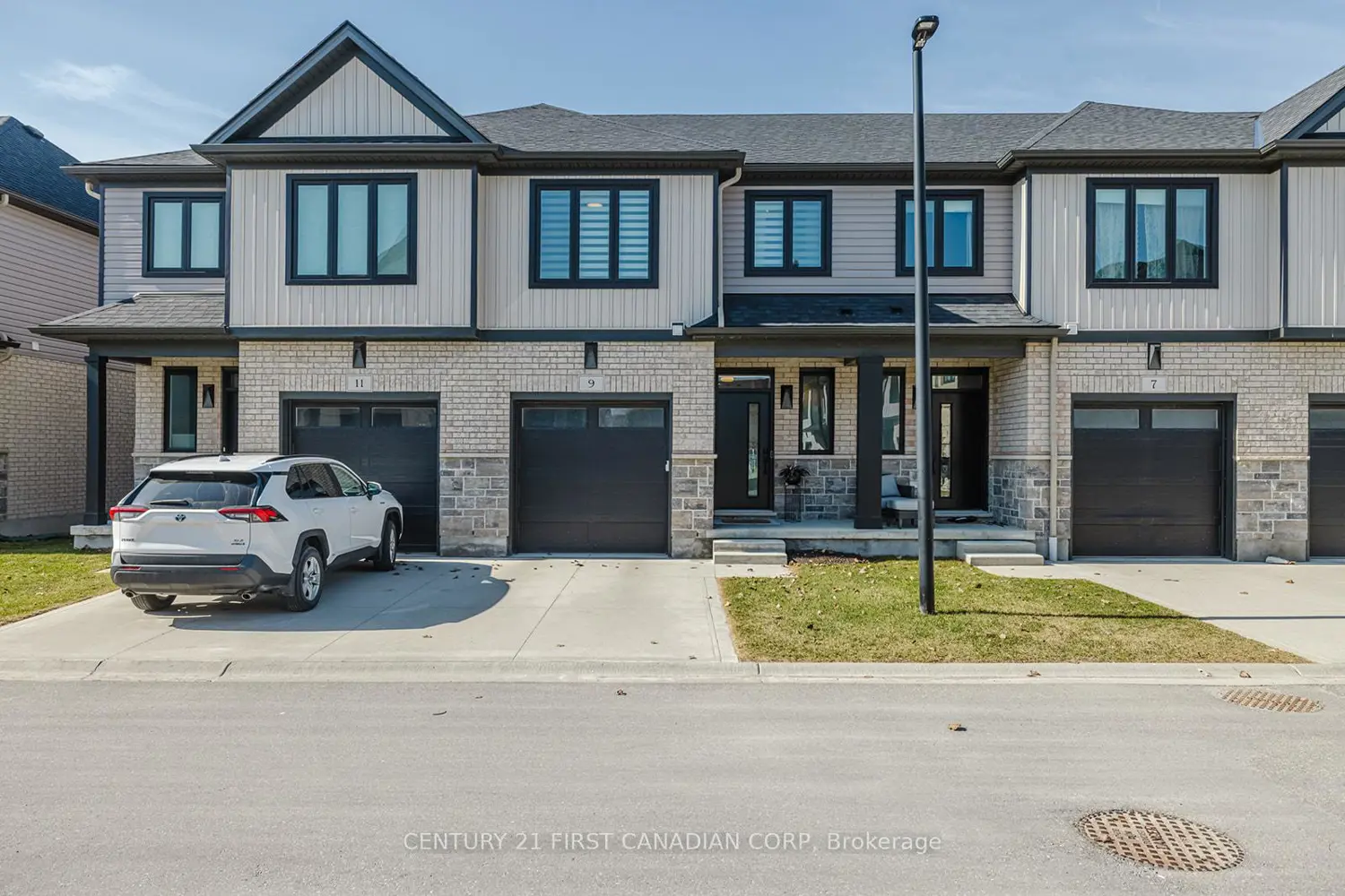 601 Lions Park Drive 9 photo 2