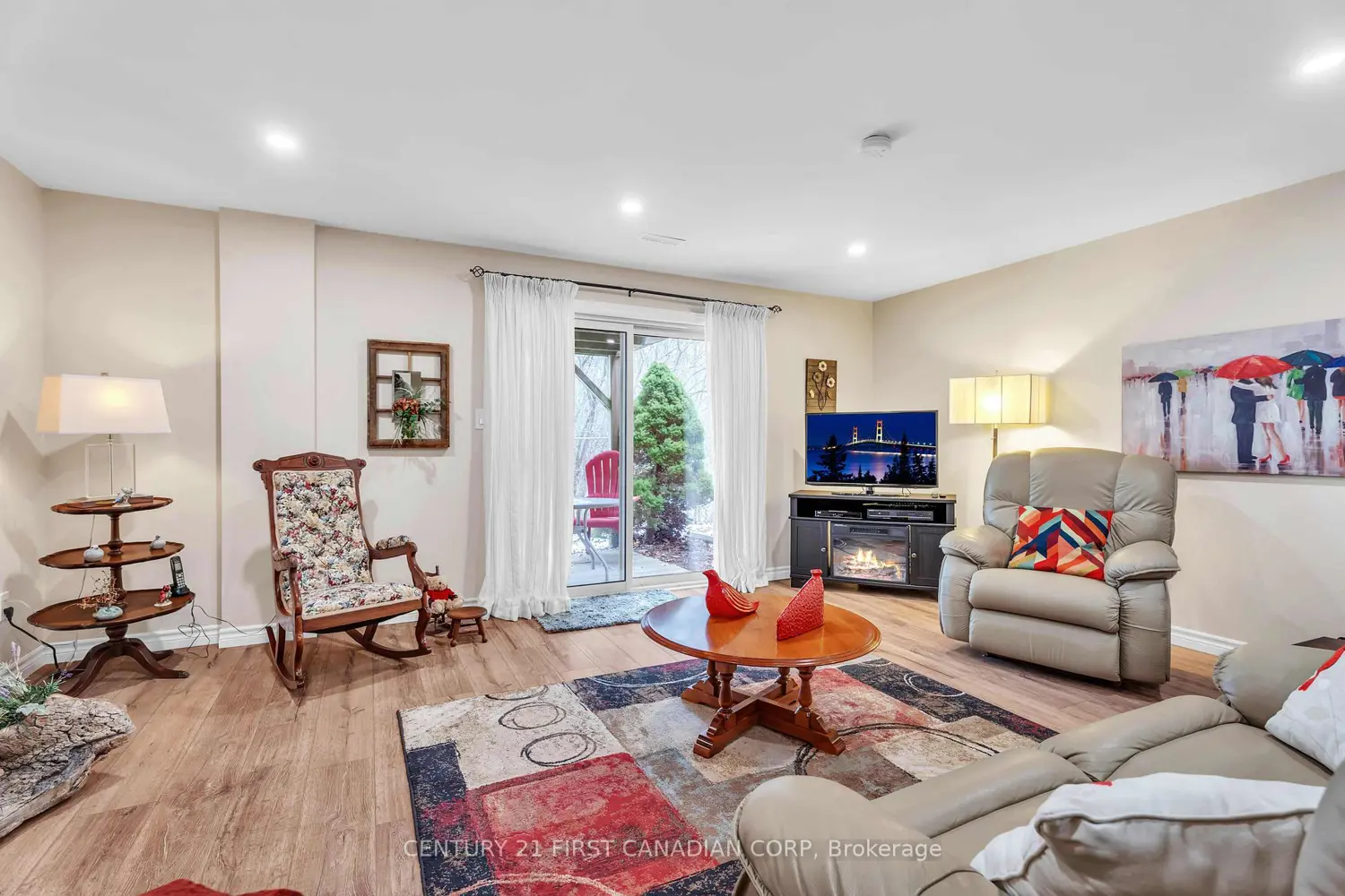 Additional image 17 of 80 Centre Street 7