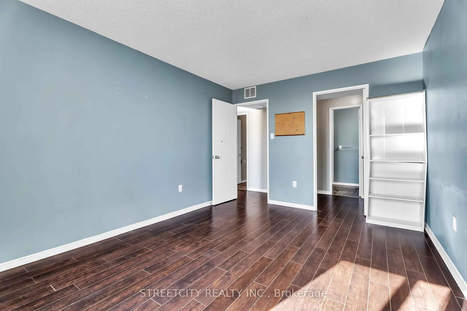 Additional image 13 of 30 Chapman Court 710