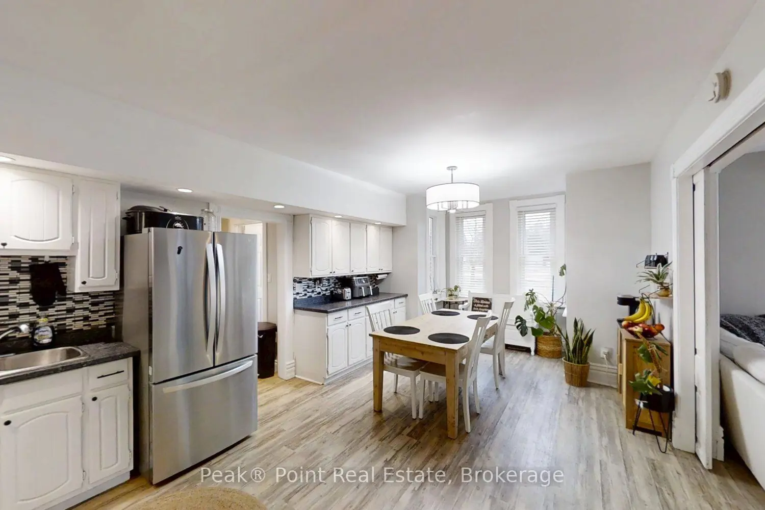 Additional image 12 of 24 Queen Street