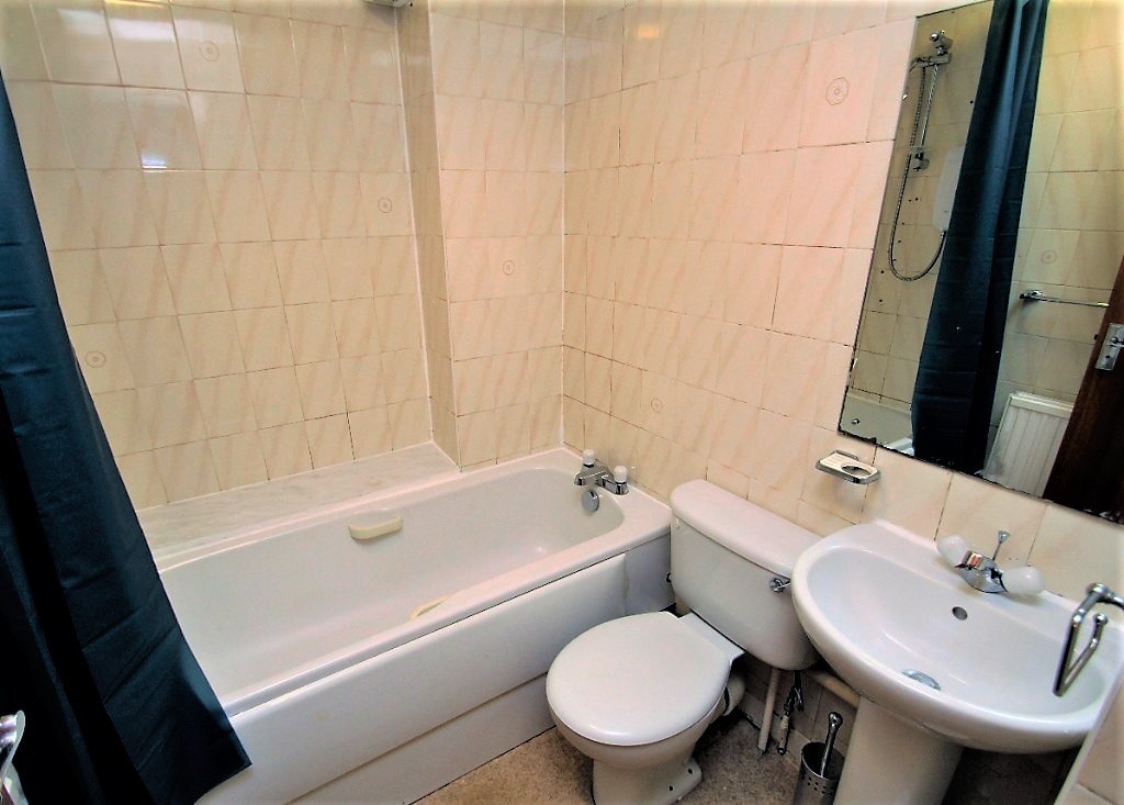 Additional image 7 of 3 Bed Flat, Sienna Garden, EH9, N1 7GU