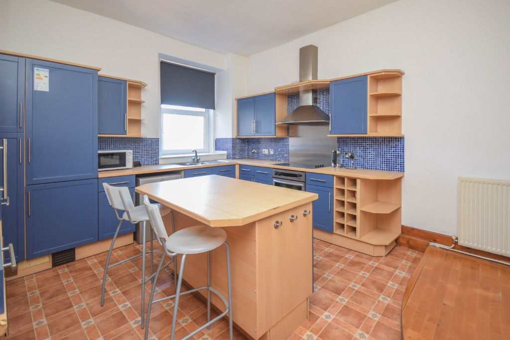 Additional image 2 of 2 bed flat to rentHigh Street, Arbroath, Angus DD11