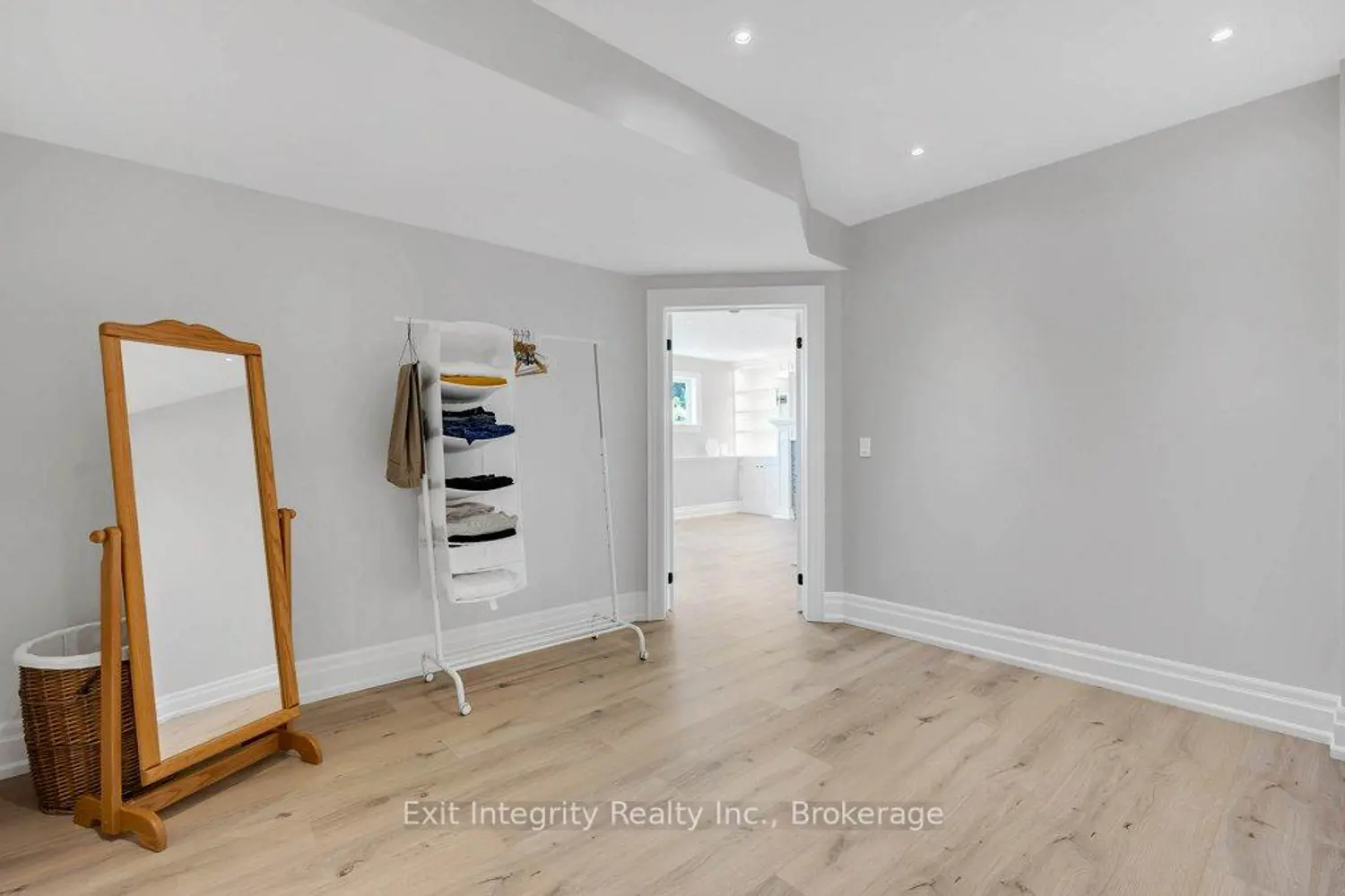 Additional image 9 of 407 Harrisburg Road