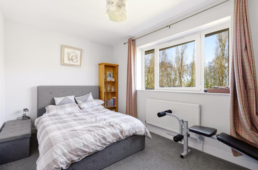 Additional image 18 of Pemberton Close, St. Albans, Hertfordshire, AL1