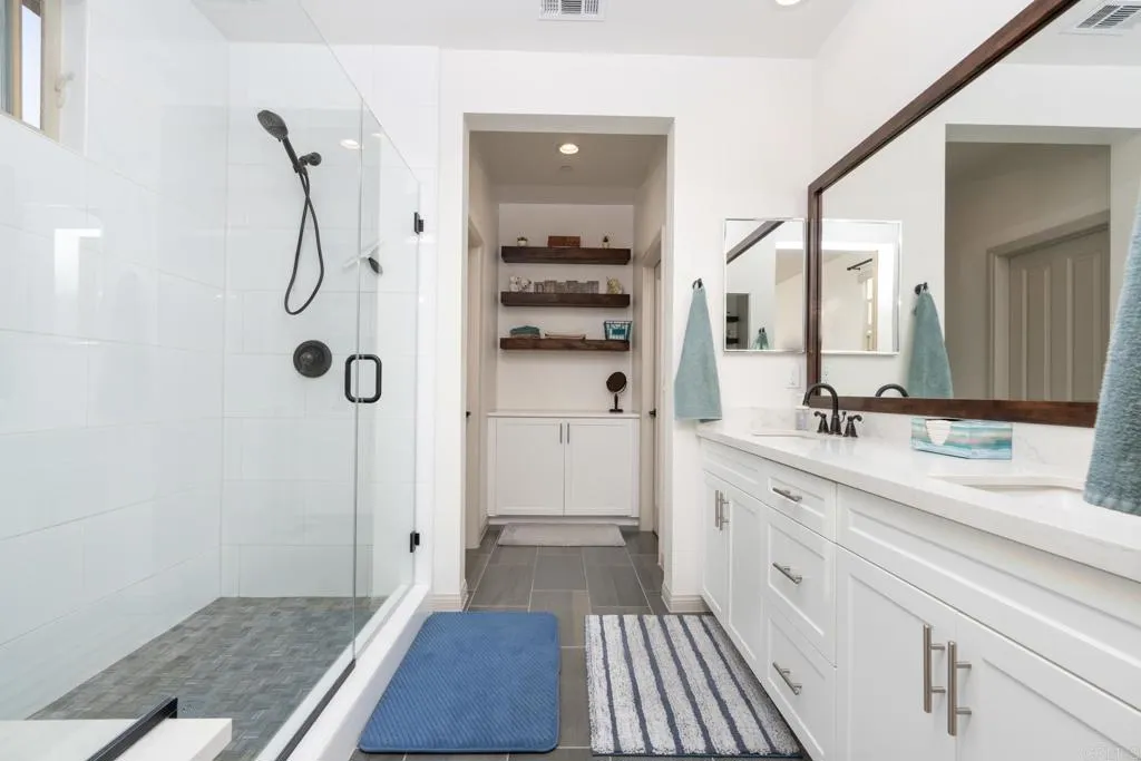 Additional image 21 of 1124 Calle Obsidiana Unit 3, Chula Vista, CA 91913