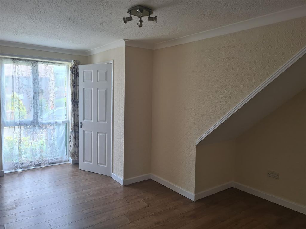 Additional image 2 of 2 bed terraced house to rentLlys Y Celyn, Caerphilly CF83