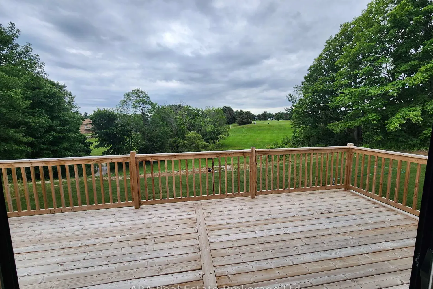 Additional image 8 of 2 Hilton Lane 33