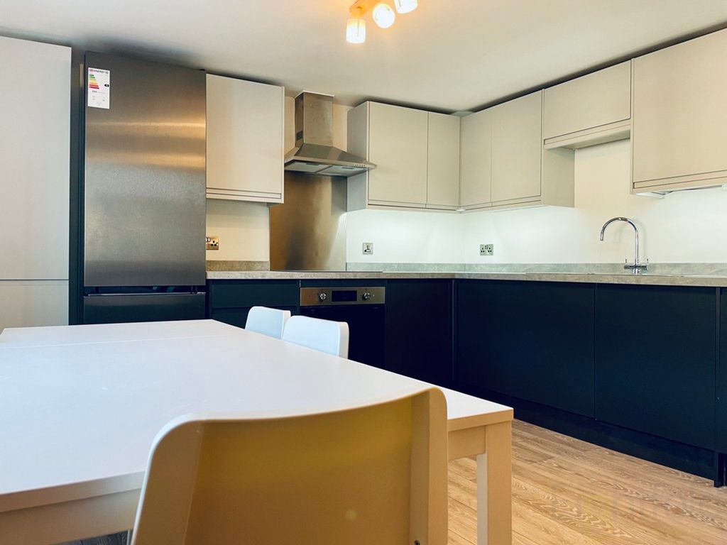 Additional image 13 of 5 bed maisonette to rentBrighton Road, Worthing BN11