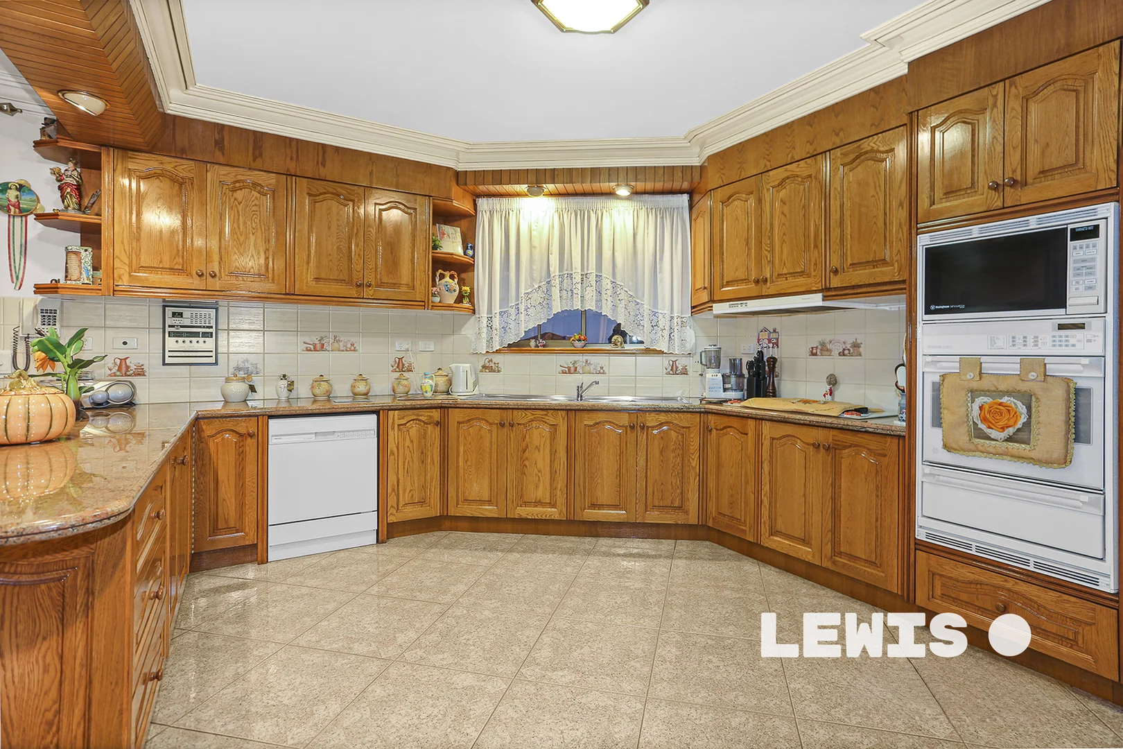 Additional image 2 of 10 Maria Court, Hadfield VIC 3046