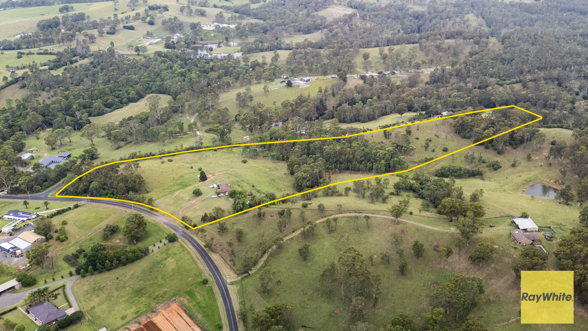 Additional image 24 of 400 Wolstenholme Avenue, Greendale NSW 2745