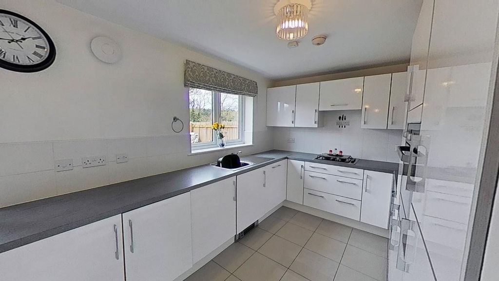 Additional image 4 of 4 bed detached house to rentKilgannan Drive, Redding, Falkirk, Stirlingshire FK2
