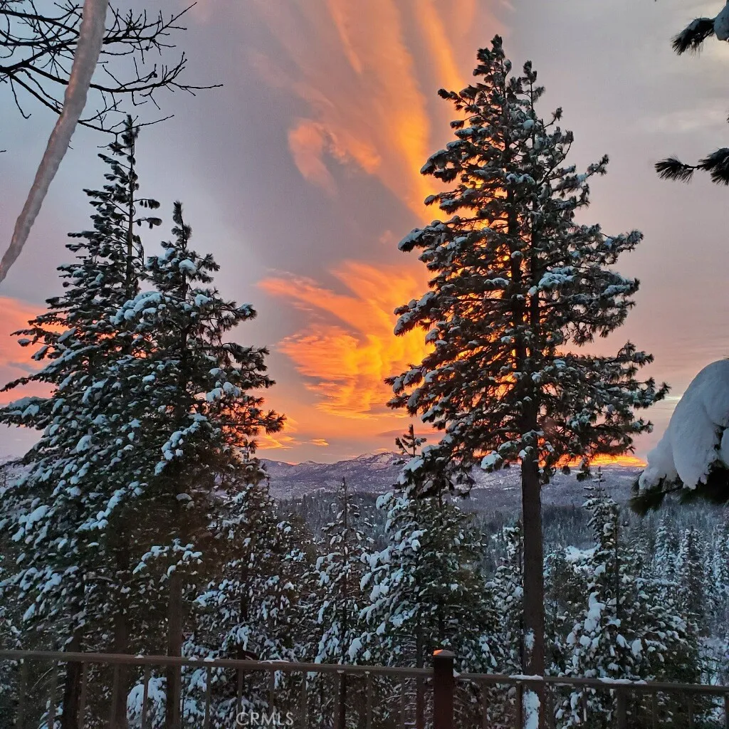 Additional image 8 of 26071 Walnut Hills Dr, Lake Arrowhead, CA 92352