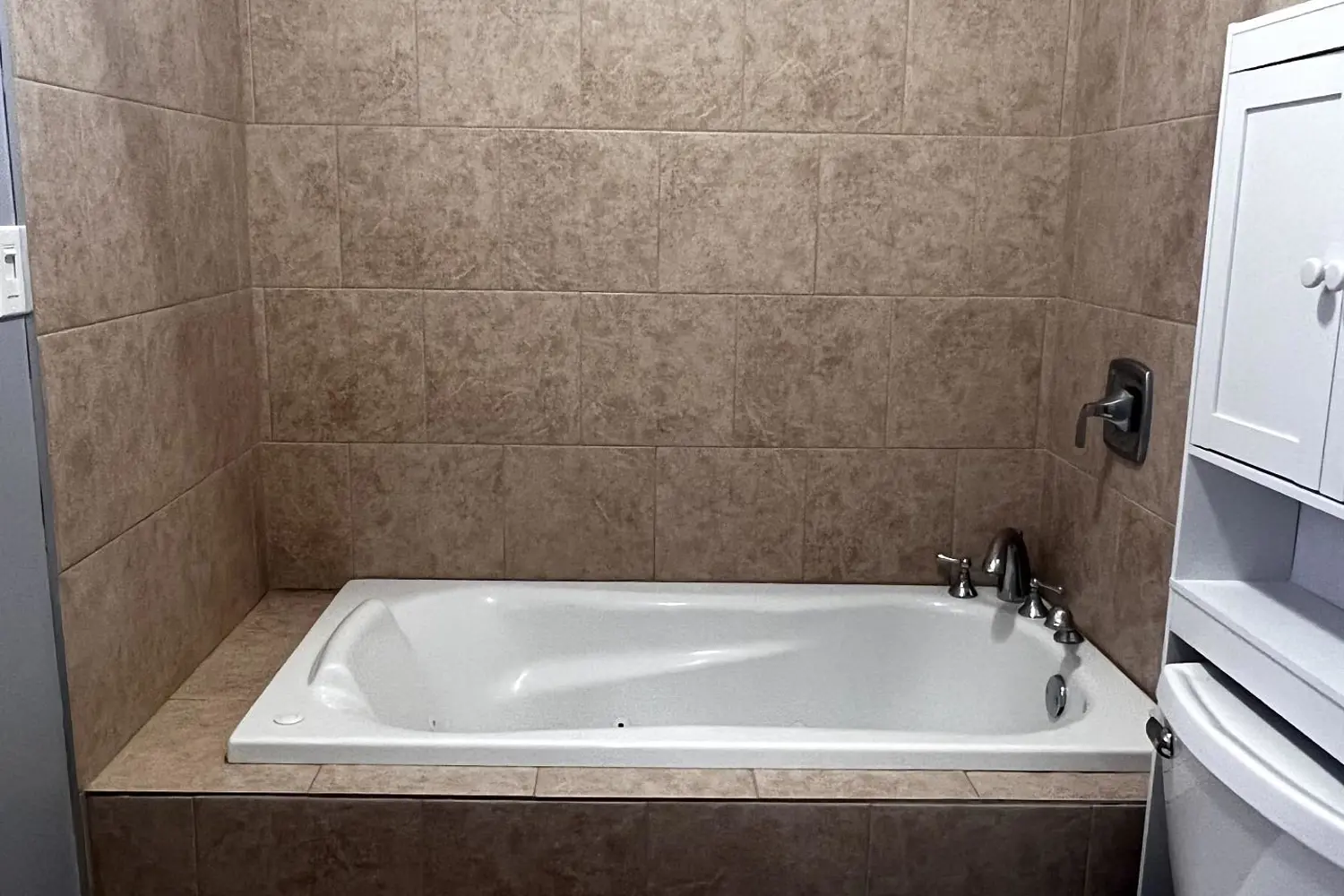 Additional image 10 of 20 Kolb Avenue