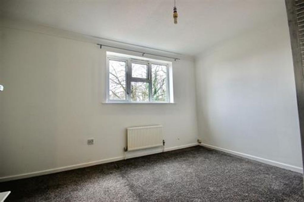 Additional image 5 of 2 bed semi-detached house to rentHeol Cae Fan Heulog, Caerphilly CF83
