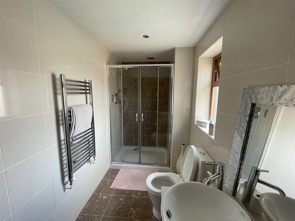 Additional image 20 of 3 bed end terrace house to rentHeol Y Banc, Bancffosfelen, Llanelli SA15