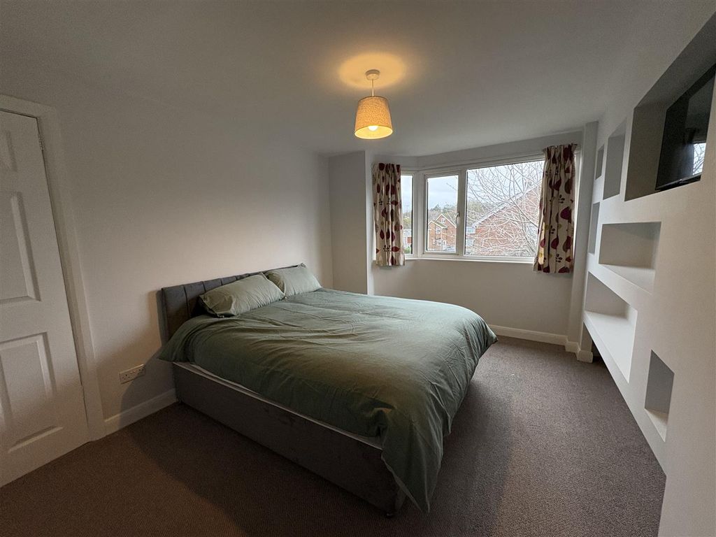 Additional image 11 of 4 bed semi-detached house to rentHafod Park, Mold CH7