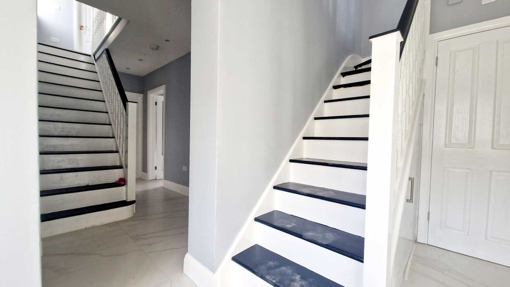 Additional image 15 of 9 bed semi-detached house to rentRockley Road, Luton LU1